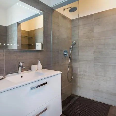 Jasmin ヴィラ ポセダリェ